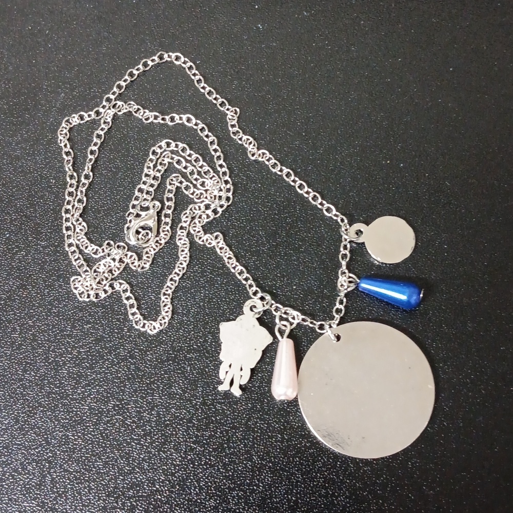 Stranger Things Necklace with Gem Pendant And Charms (New) - Picture 3 of 4